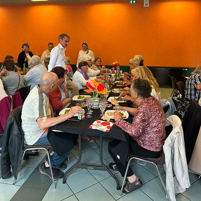 Repas séniors de juin