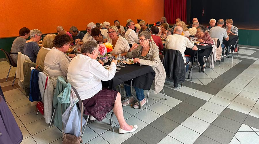 Repas séniors de juin Repas séniors de juin